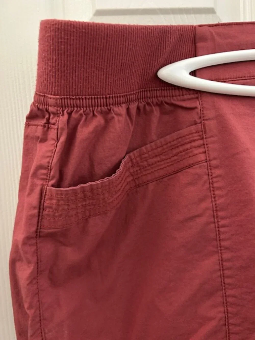 Pennington Capris - Picture 2 of 8